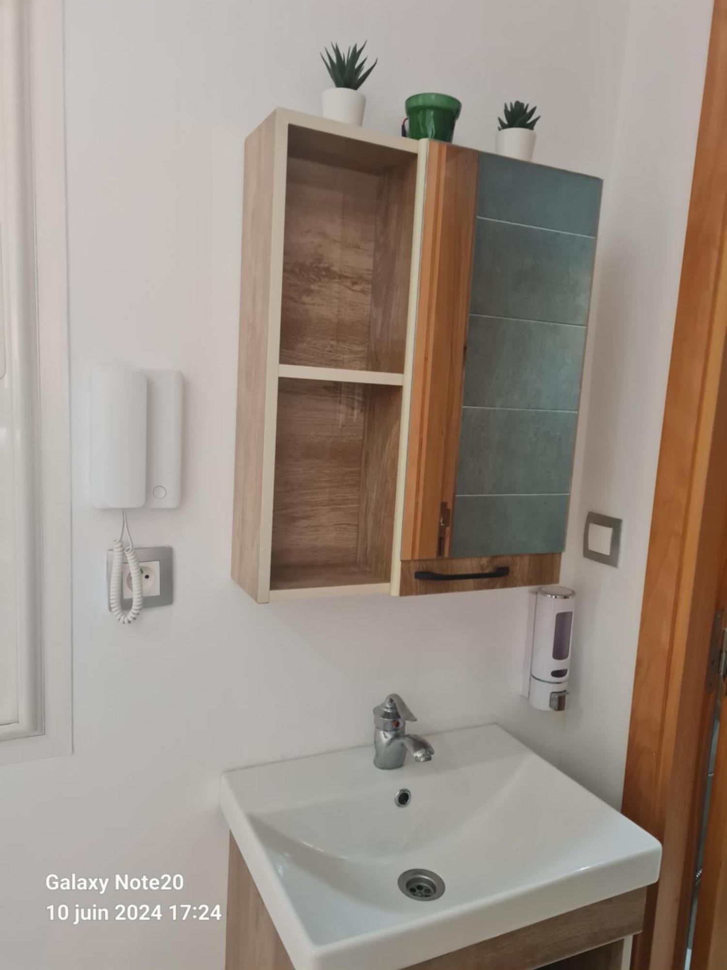 Appartement Chez Najib Et Ziad Témara
